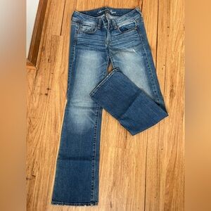 American Eagle Outfitters Boot Cut Jeans size 8